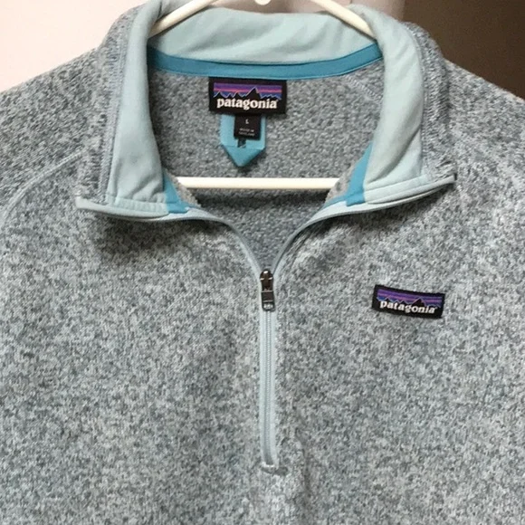Patagonia Gray and Blue Fleece Jacket - Picture 2 of 2